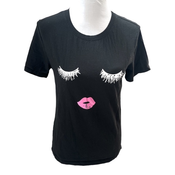 Lady’s Face Short Sleeve Graphic Tshirt Black Size Medium - Picture 1 of 8